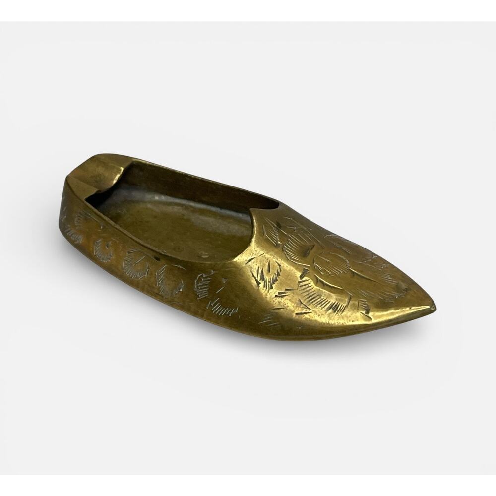 Vintage Norsk Tinn Norway Brass Shoe Ashtray Trinket Dish Engraved Mid Century